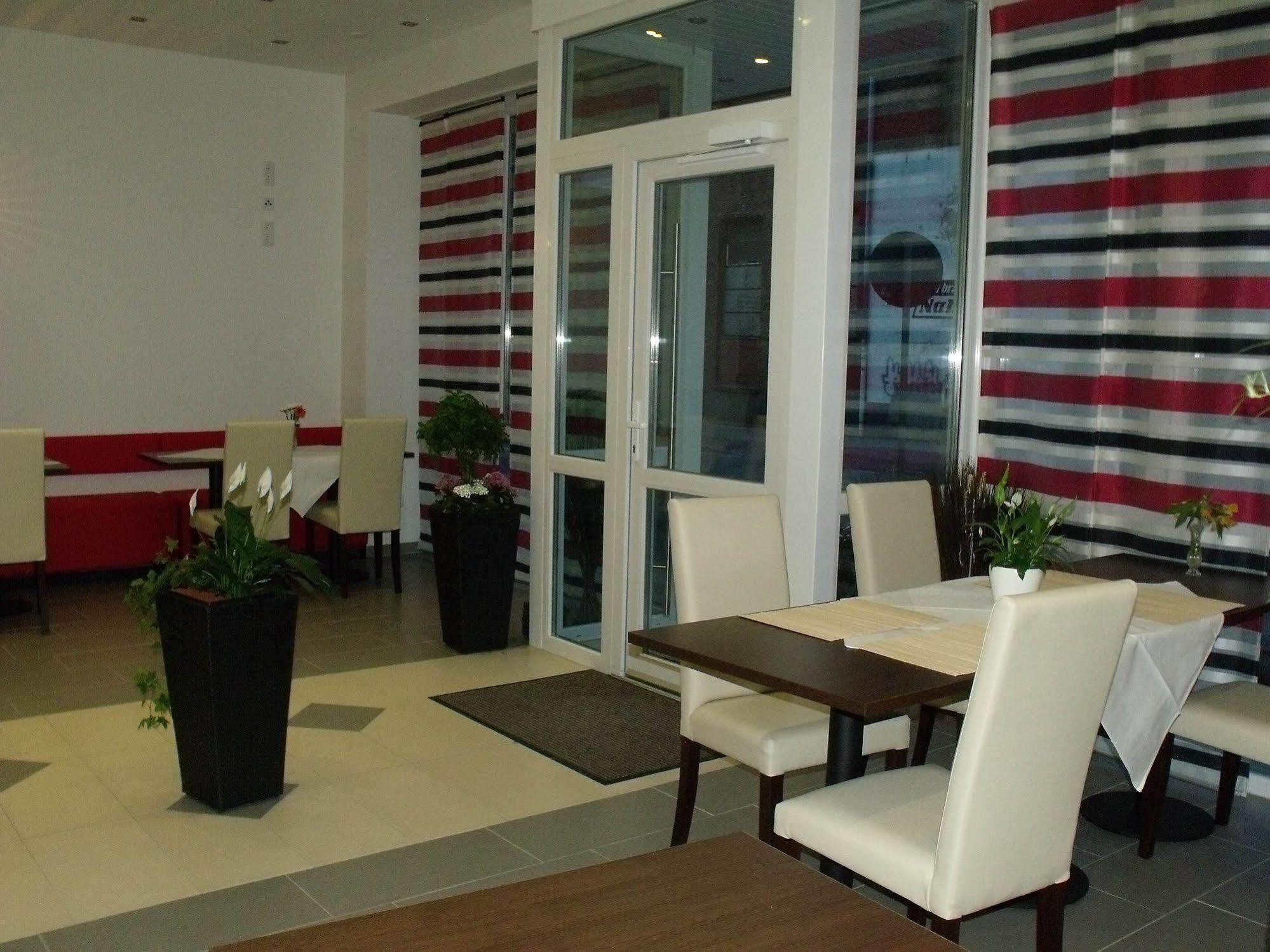 Cityhotel Ahlen Garni エクステリア 写真