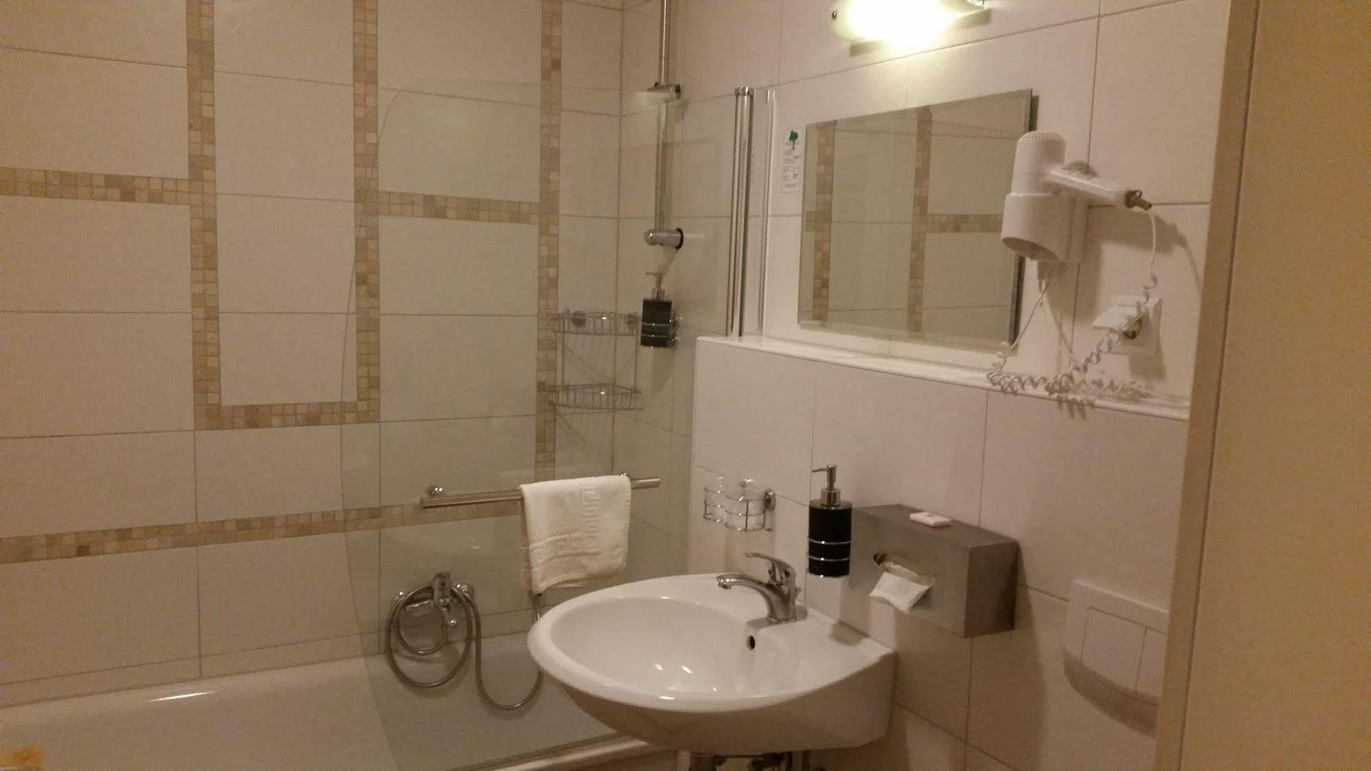 Cityhotel Ahlen Garni エクステリア 写真